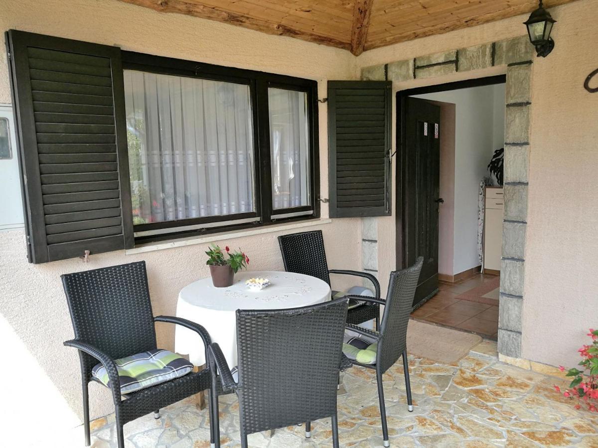 Villa House Marica à Poljanak Extérieur photo